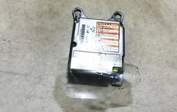 Subaru Outback Airbag control unit/module 98221aj010 150300-2131