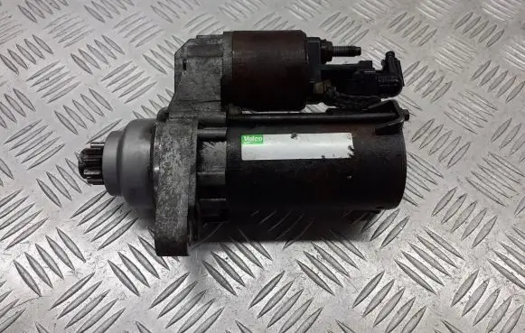 Skoda Fabia Mk2 (5J) Starter motor