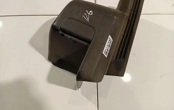 Volvo V50 (D) pillar trim (bottom) 08650742