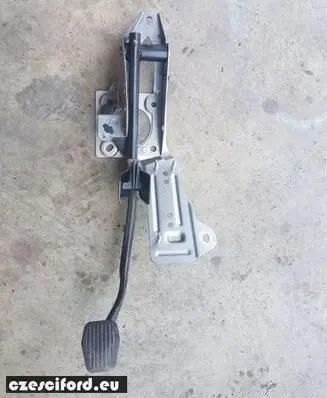 Ford Focus C-MAX Brake pedal 