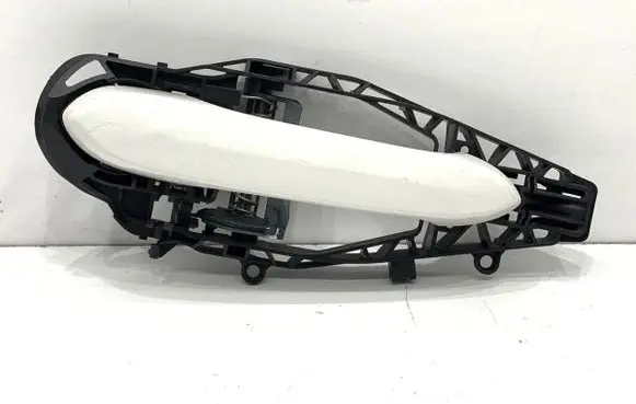 Rear door exterior handle