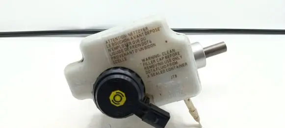Volkswagen Touran II Master brake cylinder 1K1611301