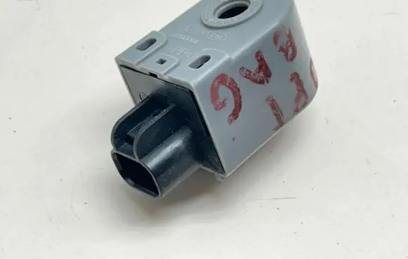 KIA Optima Alarm relay 957103L010 0340