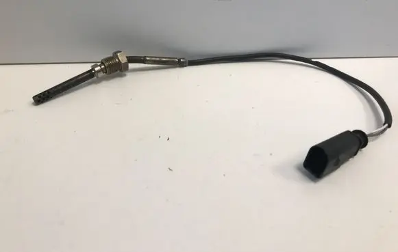 Audi A4 S4 B8 8K Exhaust gas temperature sensor 03L906088D