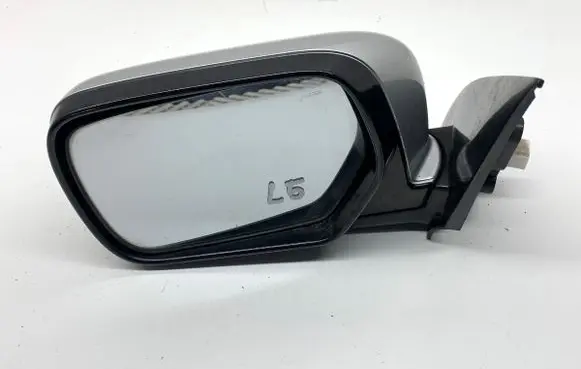 Mitsubishi Outlander Front door electric wing mirror 