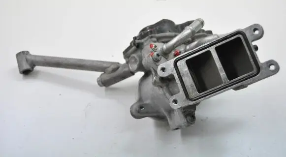 Audi A1 Throttle valve 04L128059D