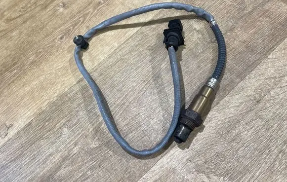 Jaguar F-Type Lambda probe sensor DX239F472BB 0258027070