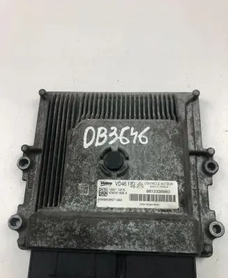 Peugeot 308 Engine control unit/module ECU 9812338980