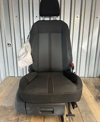 Volkswagen T-Roc Front passenger seat 