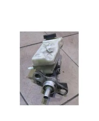 Master brake cylinder