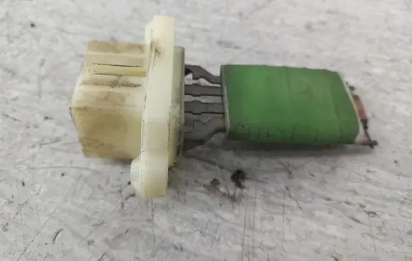 Ford Fiesta Heater blower motor/fan resistor 