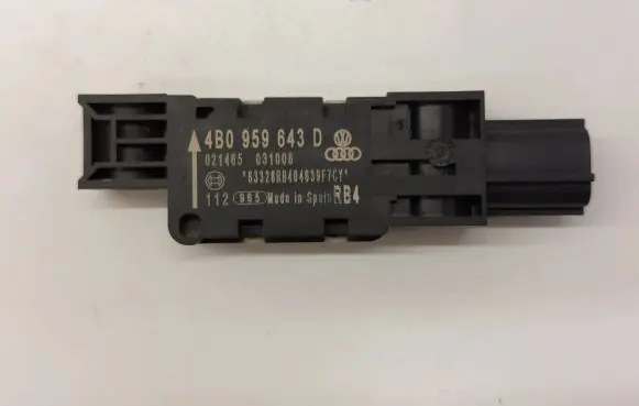 Audi A3 S3 8P Airbag deployment crash/impact sensor 4B0959643D