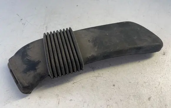 Renault Megane III Air intake duct part 244930002R T060004154