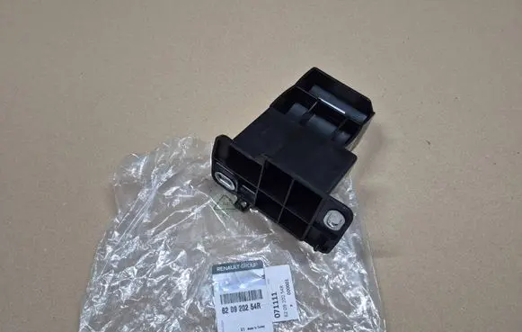 Renault Clio IV Front bumper shock/impact absorber 620920254R