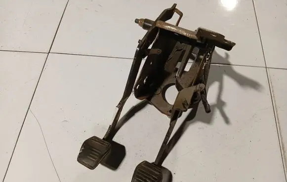 Brake pedal