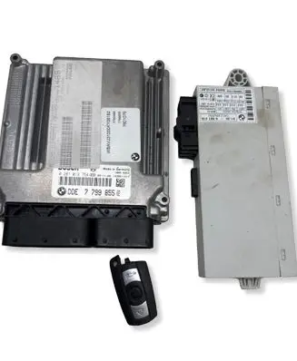 BMW 3 E90 E91 Engine control unit/module 7799855 6981416 1039S11317