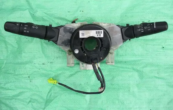 Nissan Primera Wiper turn signal indicator stalk/switch
