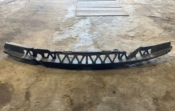 BMW 3 F30 F35 F31 Front bumper foam support bar 13437010