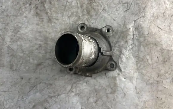 Toyota Corolla Verso AR10 Engine coolant pipe/hose