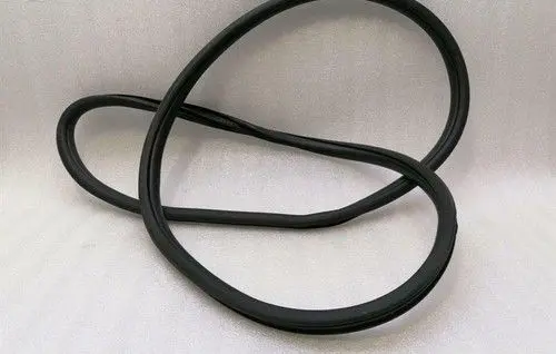 Jeep Grand Cherokee Rear door rubber seal (on body) 55399214AG