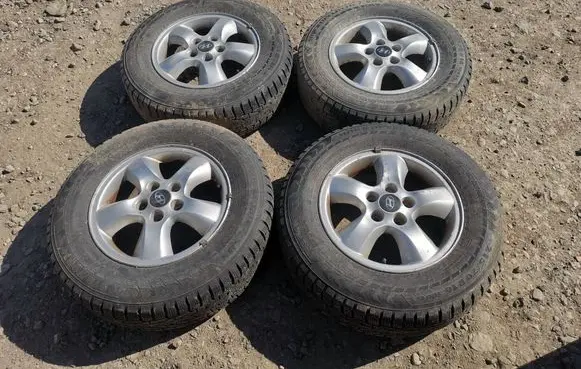 Hyundai Santa Fe R16 alloy rim 21570R16