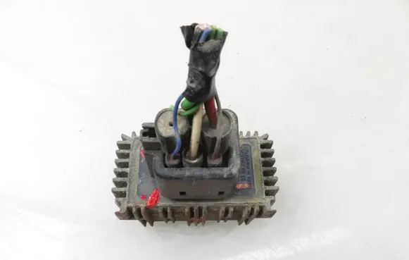 Fiat Sedici Glow plug pre-heat relay 51299018A 55354141