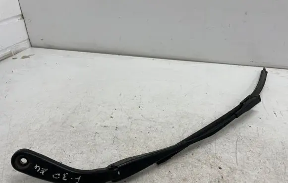 BMW 3 F30 F35 F31 Front wiper blade arm 7250469