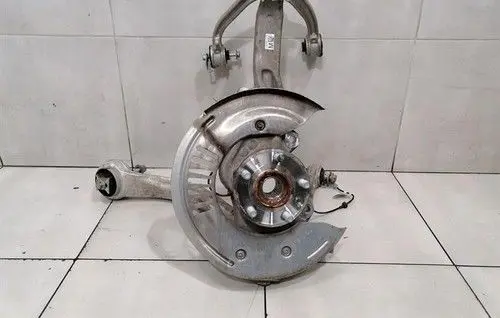 Jaguar I-Pace Front wheel bearing hub M9D33K186AB