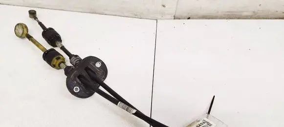 Ford Focus Gear shift cable linkage 