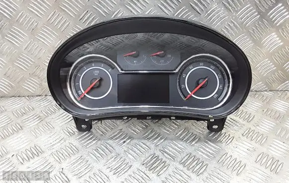 Opel Insignia A Speedometer (instrument cluster)