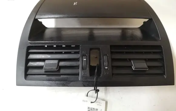 Dash center air vent grill