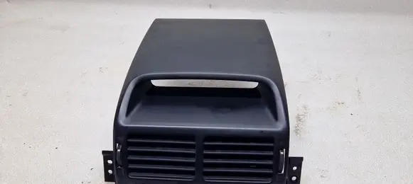 Suzuki Grand Vitara II Dash center air vent grill 7382165J0