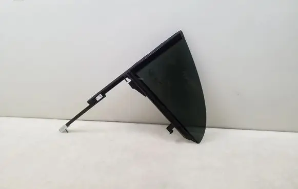Mercedes-Benz CLS W257 Rear vent window glass A2577300500