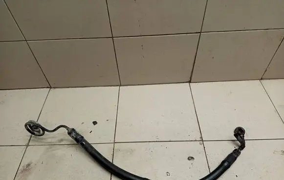 Audi 100 S4 C4 Power steering hose/pipe/line 