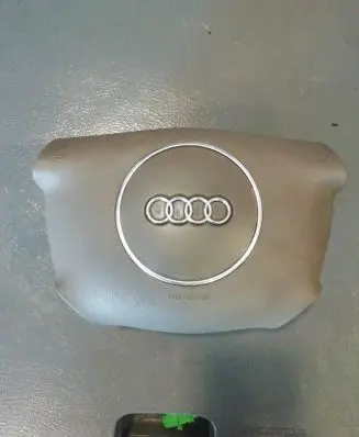 Audi A2 Steering wheel airbag 133332505