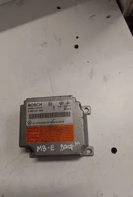 Mercedes-Benz E W211 Airbag control unit/module 2118702626