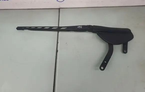 BMW 5 E60 E61 Front wiper blade arm 7185366 61617185366