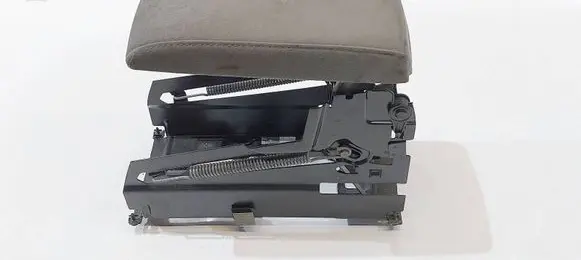 Volkswagen PASSAT B5.5 Armrest 