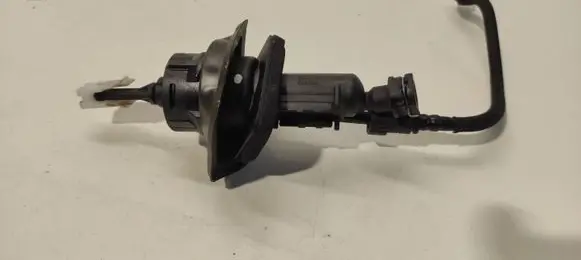 Mazda 5 Clutch master cylinder 3M517A543AE