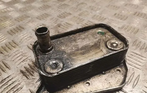 Mercedes-Benz E W211 Gearbox / Transmission oil cooler 6111880301