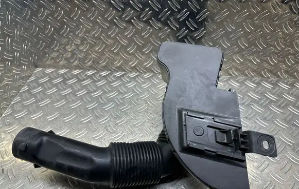Citroen C4 Cactus Intake resonator 9682647680
