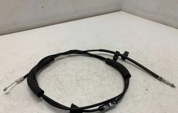 Engine bonnet/hood lock release cable