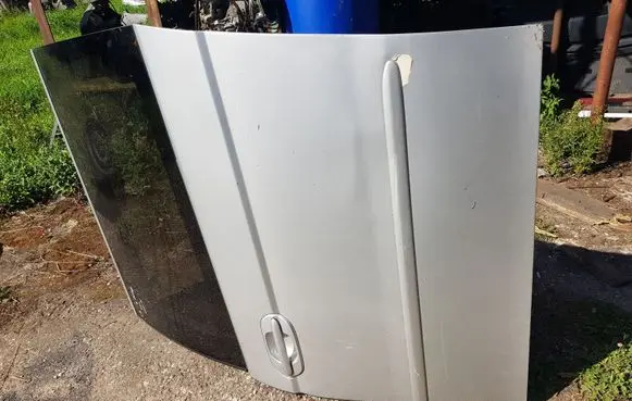 Honda Odyssey Rear door