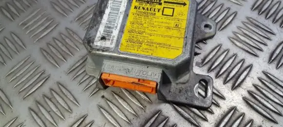 Renault Megane I Airbag control unit/module 7700423185b 550347500