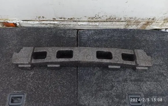 Front bumper foam support bar