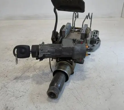 Volkswagen PASSAT B5.5 Steering wheel axle 3B0419502
