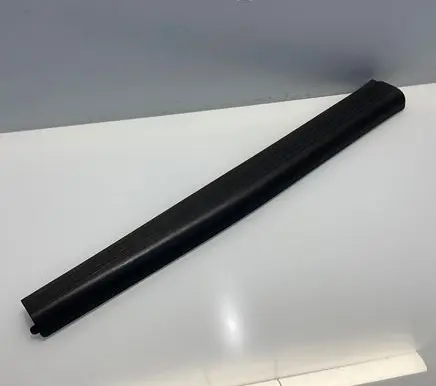 Mercedes-Benz E W211 Front sill trim cover A2116801835 2116801835