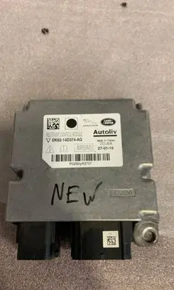 Land Rover Range Rover Sport L494 Airbag control unit/module DK6214D374AG