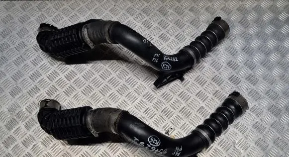 BMW 2 F45 Intercooler hose/pipe