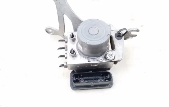 Opel Insignia B ABS Pump